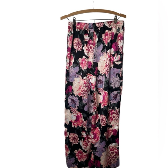 Victoria's Secret Women's 2 Piece Floral Pajama Set Size Medium EUC! - Picture 5 of 7